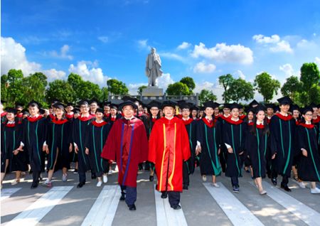中山大学新华学院 中山大学新华学院