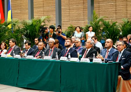 ˿��֮·�����쵼�ˣ������������ʹ��ڷ�������